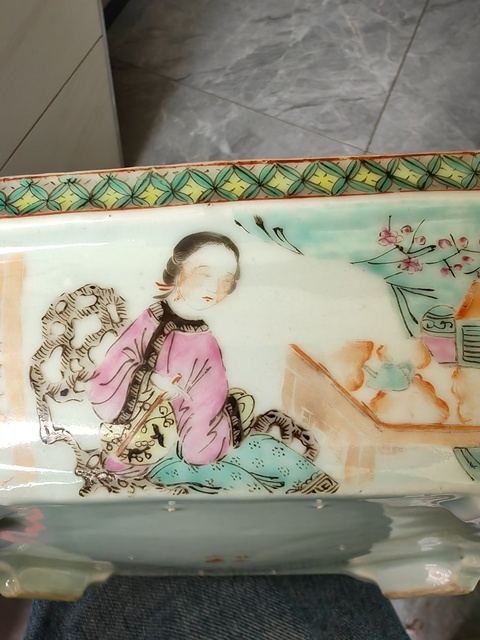 古玩陶瓷仕女紋粉彩水仙盆真品鑒賞圖