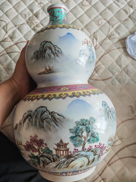 古玩陶瓷山水紋葫蘆瓶真品鑒賞圖