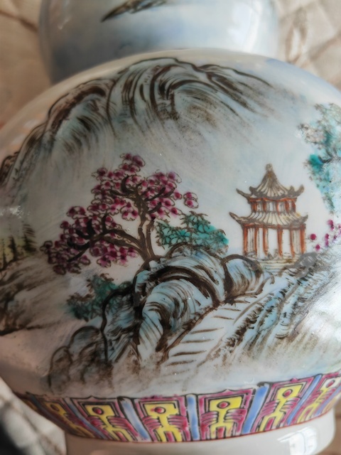 古玩陶瓷山水紋葫蘆瓶真品鑒賞圖