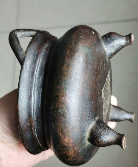 古玩銅器爐子真品鑒賞圖
