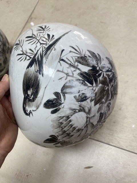 古玩陶瓷花鳥紋墨彩西瓜罐真品鑒賞圖
