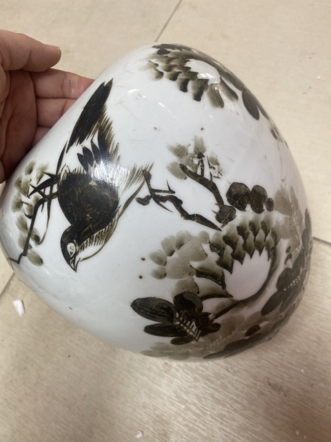 古玩陶瓷花鳥紋墨彩西瓜罐真品鑒賞圖