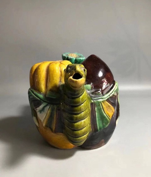 古玩陶瓷三彩執壺真品鑒賞圖