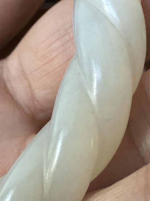 古玩玉器和田玉絞絲環真品鑒賞圖