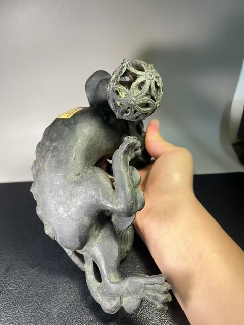 古玩銅器銅獅子真品鑒賞圖