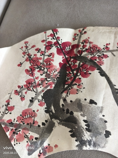 古玩字畫無(wú)款梅花扇面拍賣，當(dāng)前價(jià)格880元