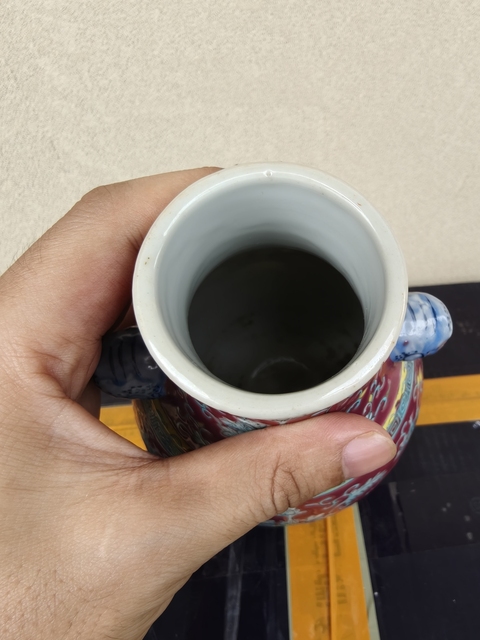 古玩陶瓷民國 胭脂紅地粉彩花卉紋象耳尊拍賣，當前價格4500元