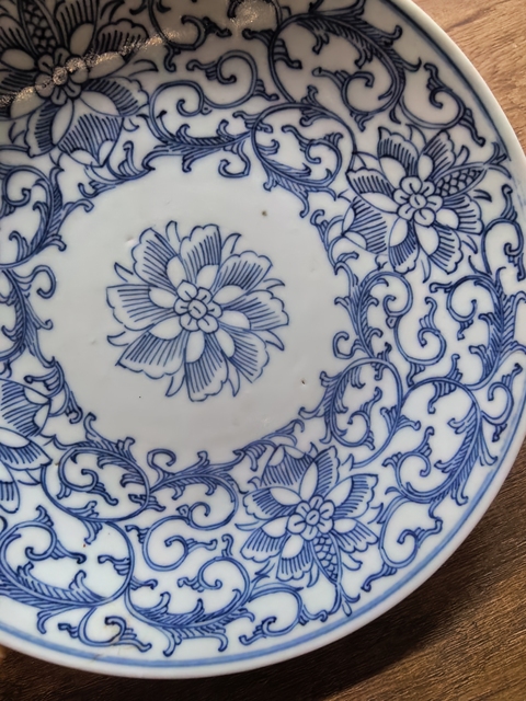 古玩陶瓷青花盤真品鑒賞圖