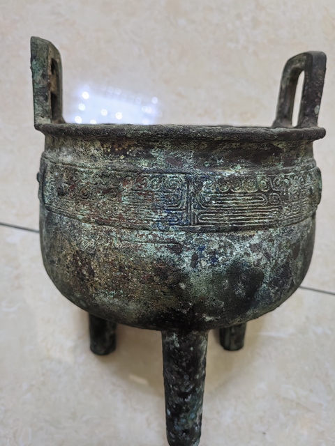 古玩銅器銅鼎真品鑒賞圖