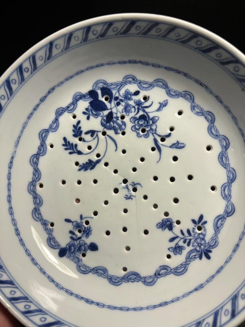 古玩陶瓷青花花卉紋壺承真品鑒賞圖