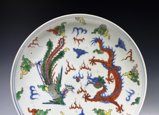 古玩陶瓷龍鳳紋青花五彩盤真品鑒賞圖