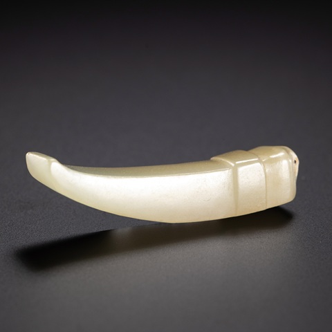古玩玉器西周玉蠶一對真品鑒賞圖
