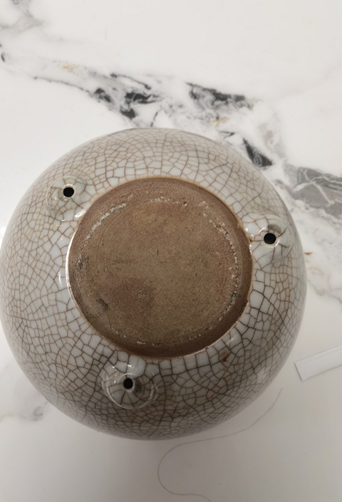 古玩陶瓷哥釉三乳足缽式香爐真品鑒賞圖