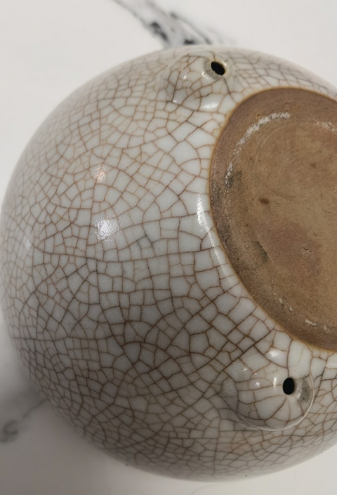 古玩陶瓷哥釉三乳足缽式香爐真品鑒賞圖