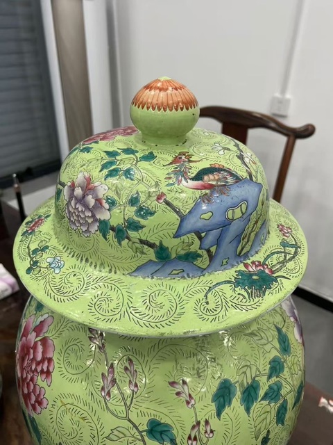 古玩陶瓷鳳凰牡丹紋粉彩將軍罐真品鑒賞圖