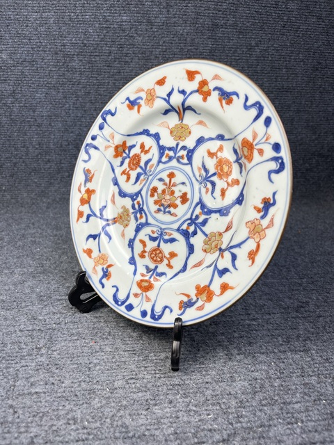 古玩陶瓷青花礬紅描金花卉紋盤真品鑒賞圖
