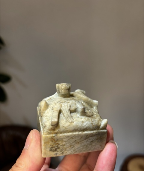 古玩玉器螭龍首玉印真品鑒賞圖