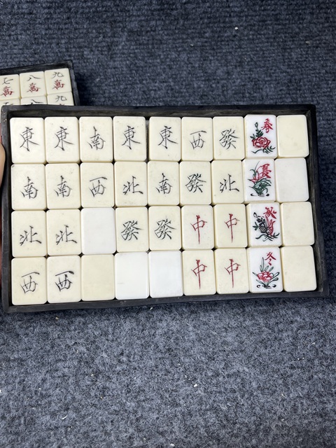 古玩雜項麻將拍賣,當前價格1888元