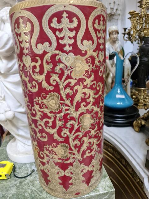 古玩陶瓷珊瑚紅描金花卉紋帽筒真品鑒賞圖