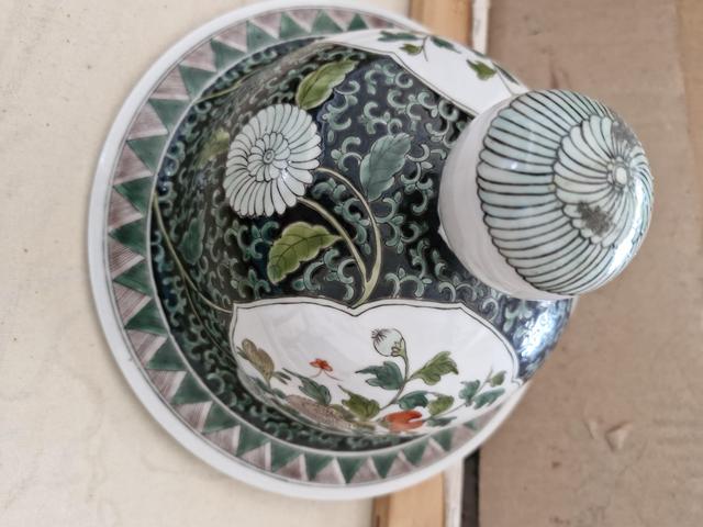 古玩陶瓷花蝶紋五彩將軍罐真品鑒賞圖