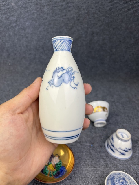 古玩陶瓷日本瓷器一組拍賣,當(dāng)前價(jià)格299元