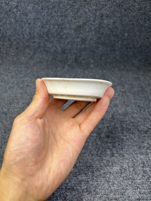 古玩陶瓷白釉壽字紋盤拍賣,當前價格158元