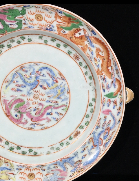 古玩陶瓷粉彩龍紋雙耳盤真品鑒賞圖