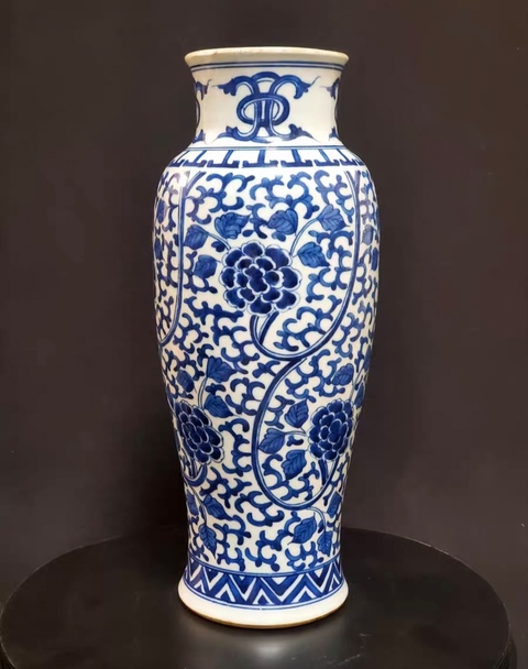 古玩陶瓷青花瓶真品鑒賞圖