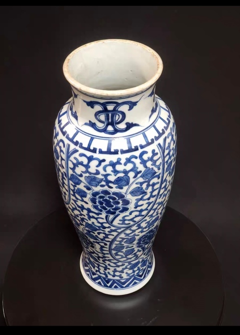 古玩陶瓷青花瓶真品鑒賞圖