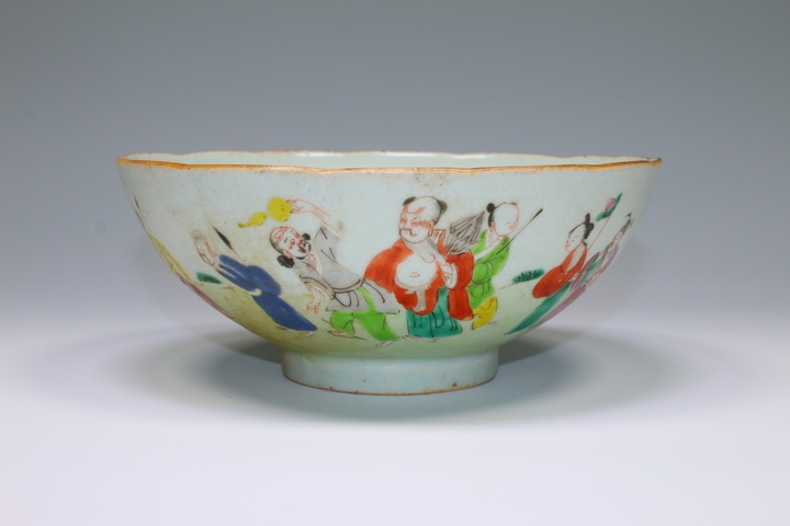 古玩陶瓷清道光·粉彩十二花神大碗拍賣，當(dāng)前價格572元