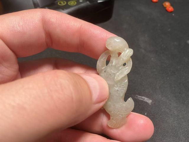 古玩玉器魚形掛件真品鑒賞圖