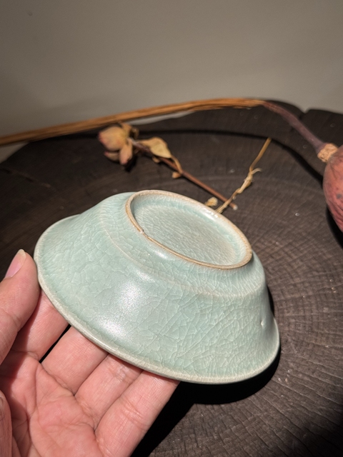 古玩陶瓷龍泉青瓷冰片紋水洗真品鑒賞圖