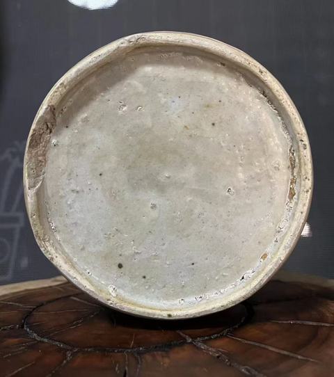 古玩陶瓷粉彩花卉紋罐真品鑒賞圖