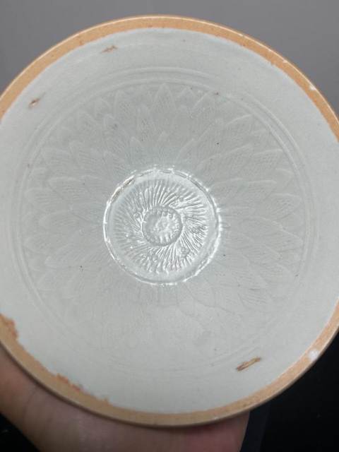 古玩陶瓷青白瓷印花碗真品鑒賞圖