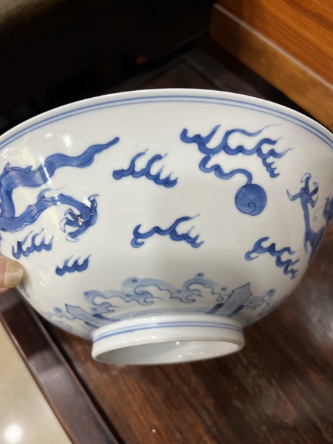 古玩陶瓷龍紋青花碗真品鑒賞圖