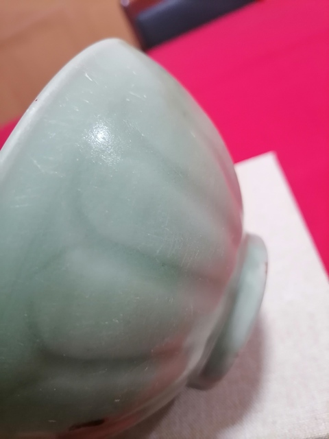 古玩陶瓷龍泉青瓷刻花碗真品鑒賞圖