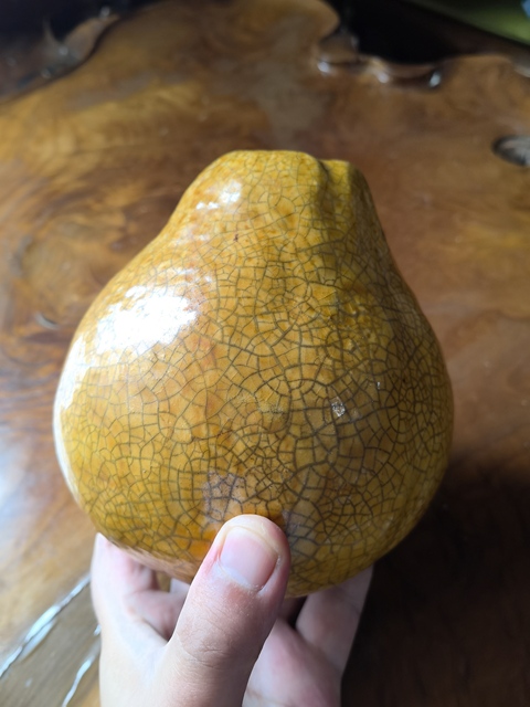 古玩陶瓷黃釉像生瓷真品鑒賞圖