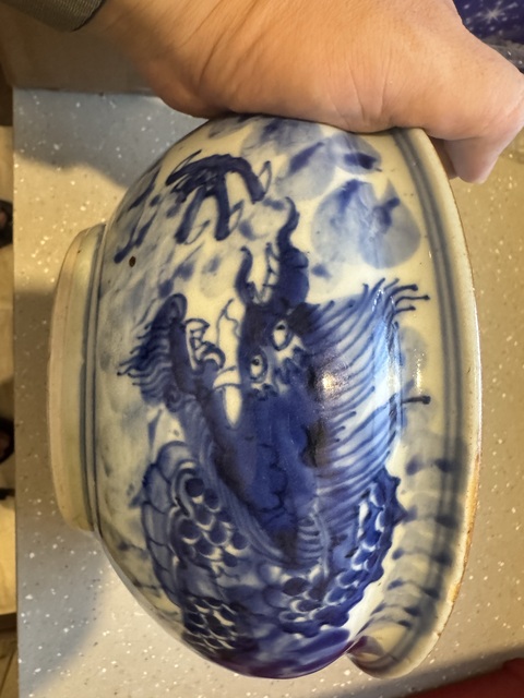 古玩陶瓷龍紋青花香爐真品鑒賞圖