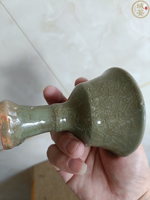古玩陶瓷元龍泉高足杯真品鑒賞圖