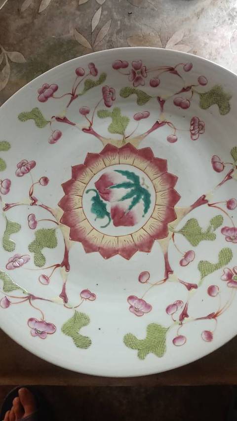 古玩陶瓷花卉福壽紋粉彩盤真品鑒賞圖