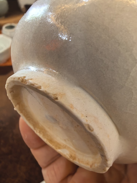 古玩陶瓷青白釉刻仰蓮紋蓋罐真品鑒賞圖
