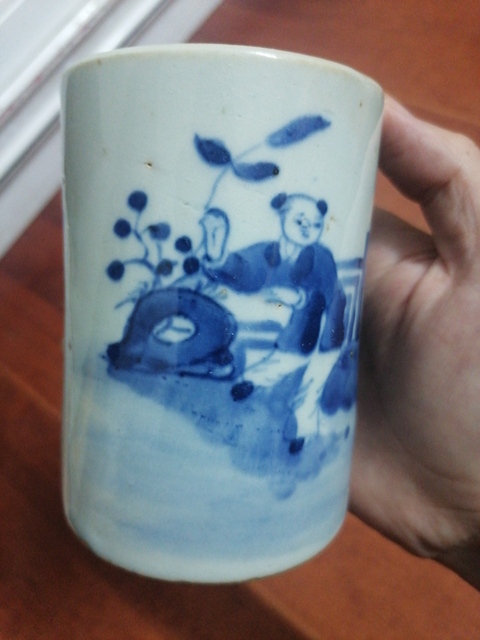 古玩陶瓷人物紋青花筆筒真品鑒賞圖