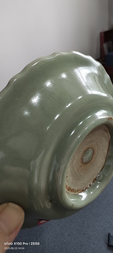 古玩陶瓷龍泉盤真品鑒賞圖