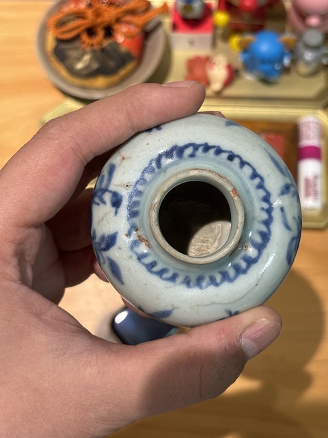 古玩陶瓷青花花卉紋水盂真品鑒賞圖