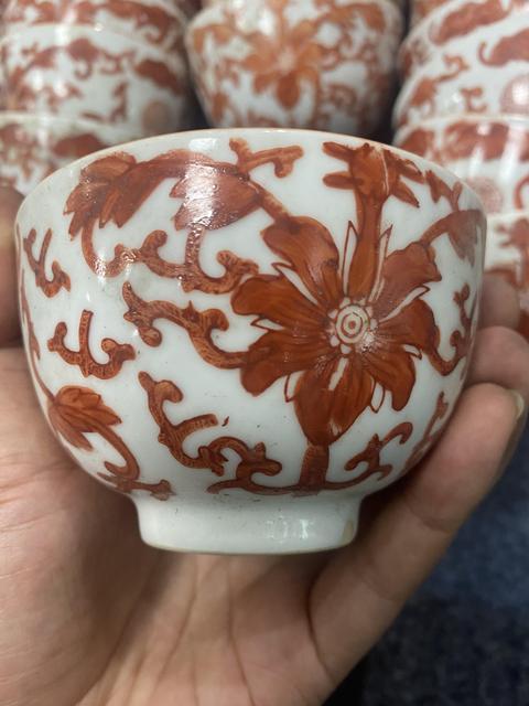 古玩陶瓷福壽紋礬紅杯真品鑒賞圖