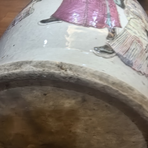 古玩陶瓷粉彩人物故事雙耳花口瓶真品鑒賞圖