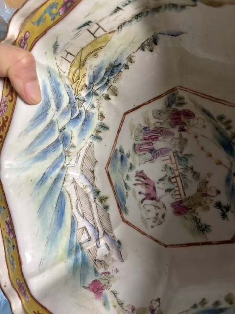 古玩陶瓷人物山水紋八方花口深盤真品鑒賞圖