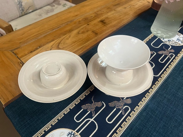 古玩陶瓷北宋·定窯盞托一套真品鑒賞圖