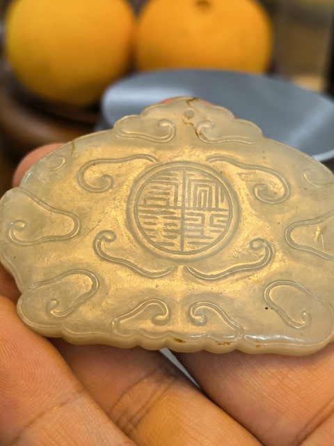 古玩玉器和田玉雕象題材掛件真品鑒賞圖