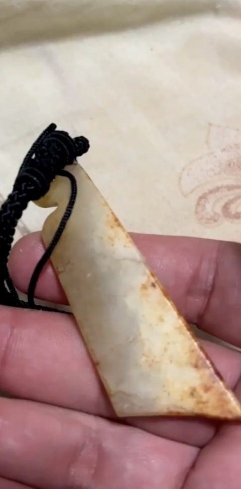 古玩玉器仿古做舊玉刀形件真品鑒賞圖